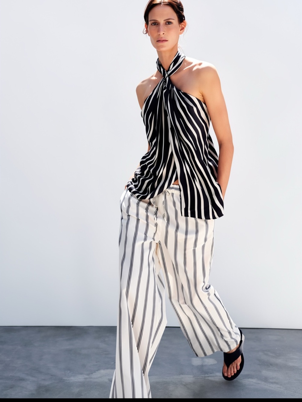VIRAL NEW STRIPS COTTON Palazzo
Trousers size XS
🚨NO DISCOUNT